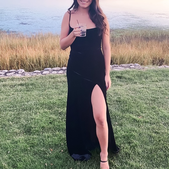 Windsor Dresses & Skirts - Black Velvet Spaghetti Strap Long Dress
